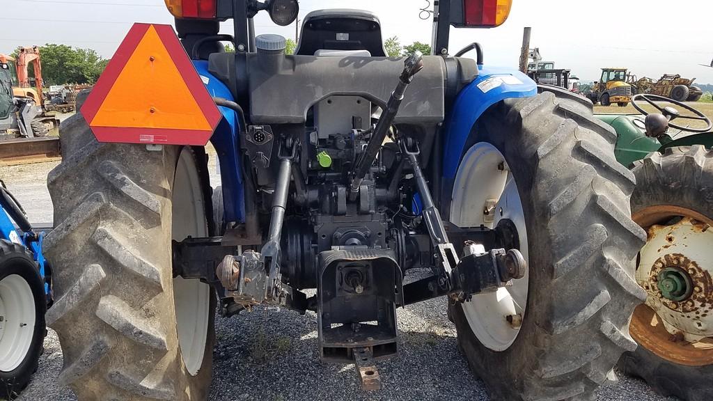 New Holland TN60A Tractor