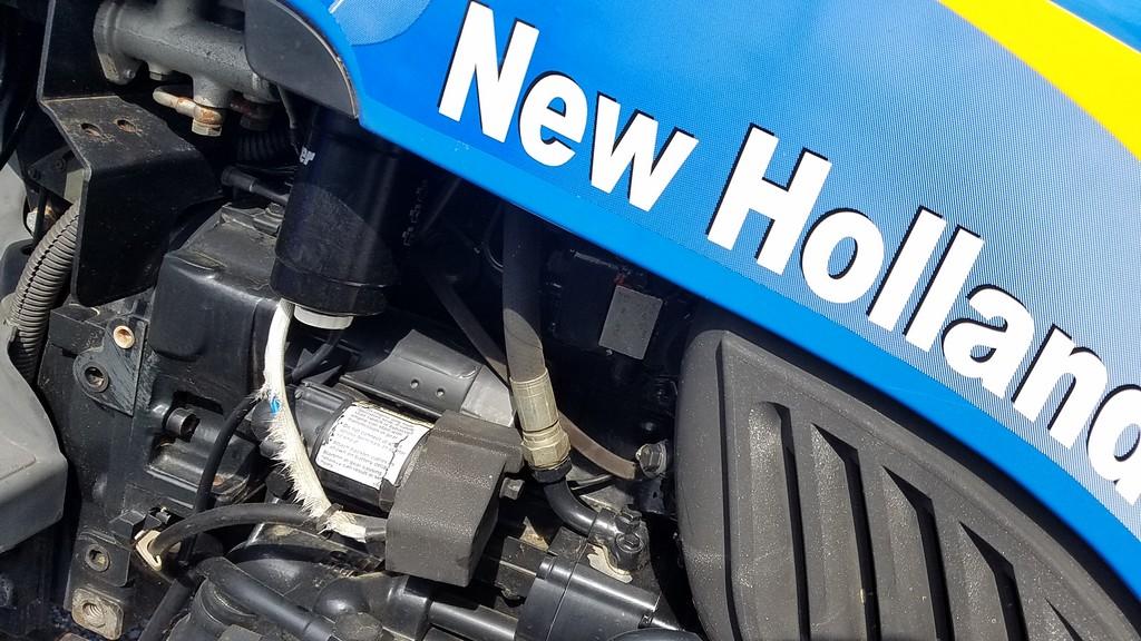 New Holland TN60A Tractor