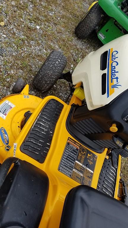Cub Cadet LT1018 Riding Tractor
