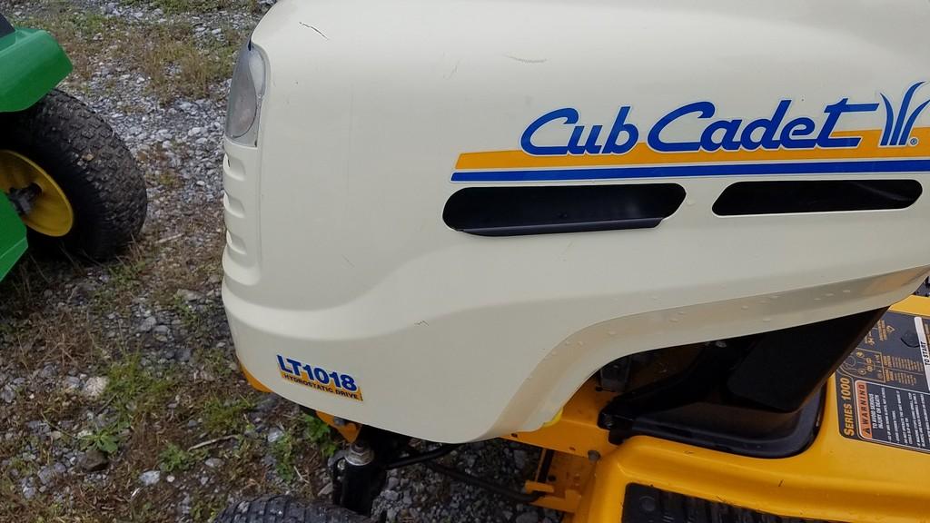 Cub Cadet LT1018 Riding Tractor