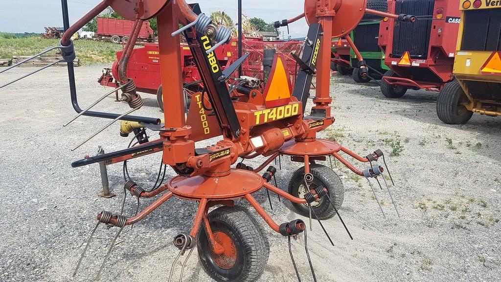 Pequea TT4000 Tedder