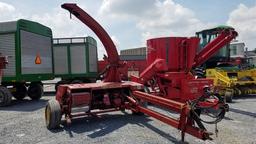 New Holland 790 Forage Harvester