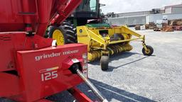 Gehl  125 Grinder Mixer