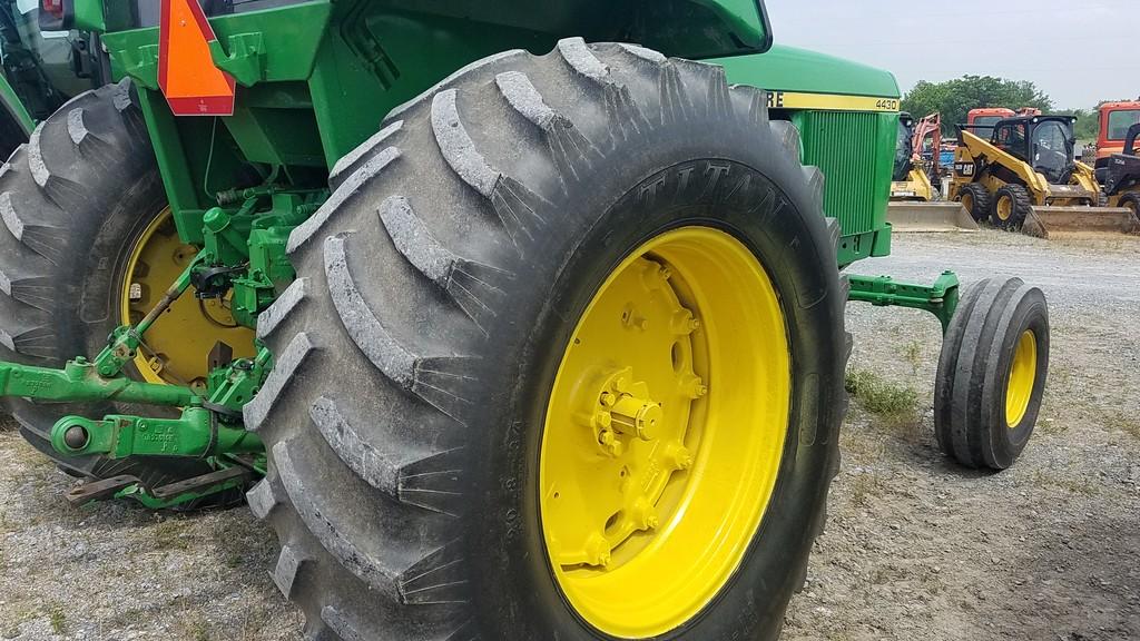 John Deere 4430 Cab Tractor
