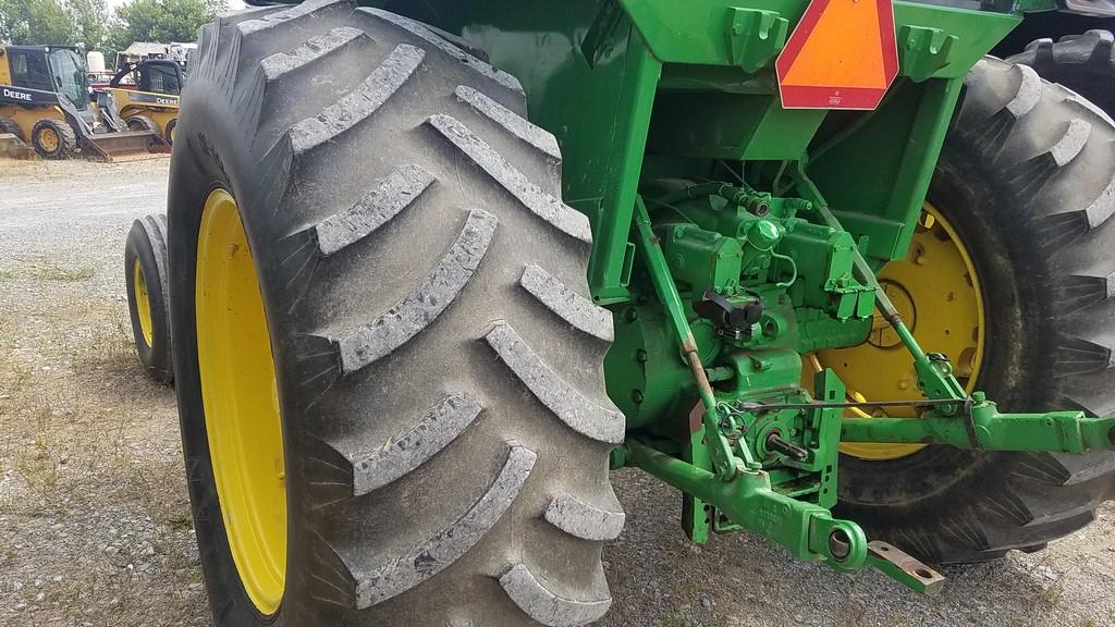 John Deere 4430 Cab Tractor
