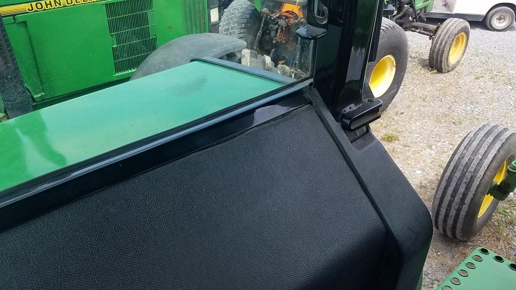 John Deere 4430 Cab Tractor