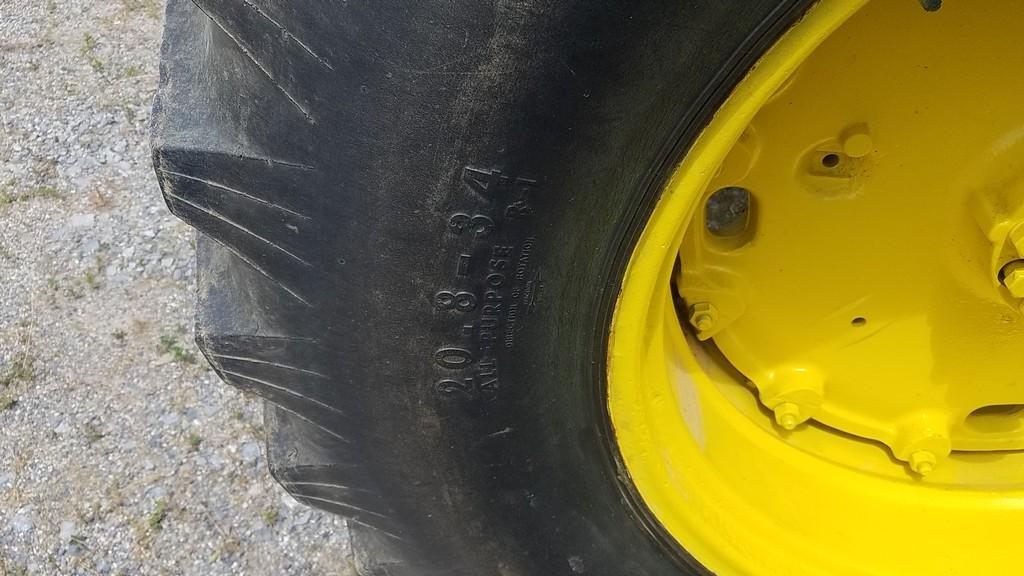 John Deere 4430 Cab Tractor