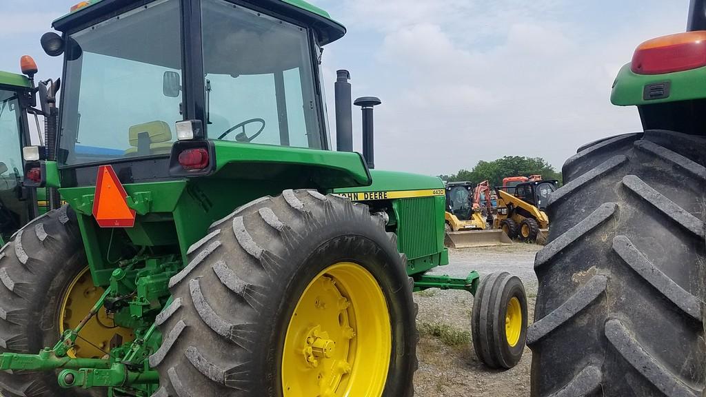 John Deere 4430 Cab Tractor