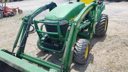 John Deere 2305 Compact Loader Tractor