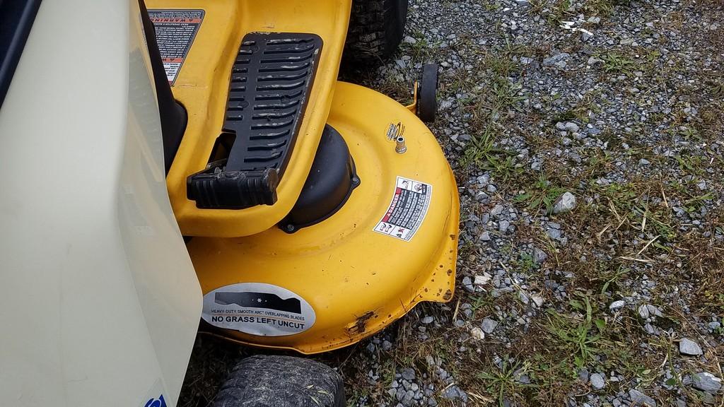 Cub Cadet LTX1046 Riding Tractor