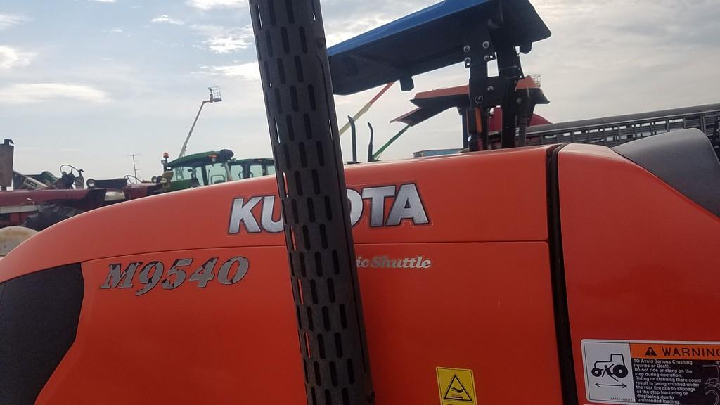 Kubota  M9540 Tractor 'AS-IS'