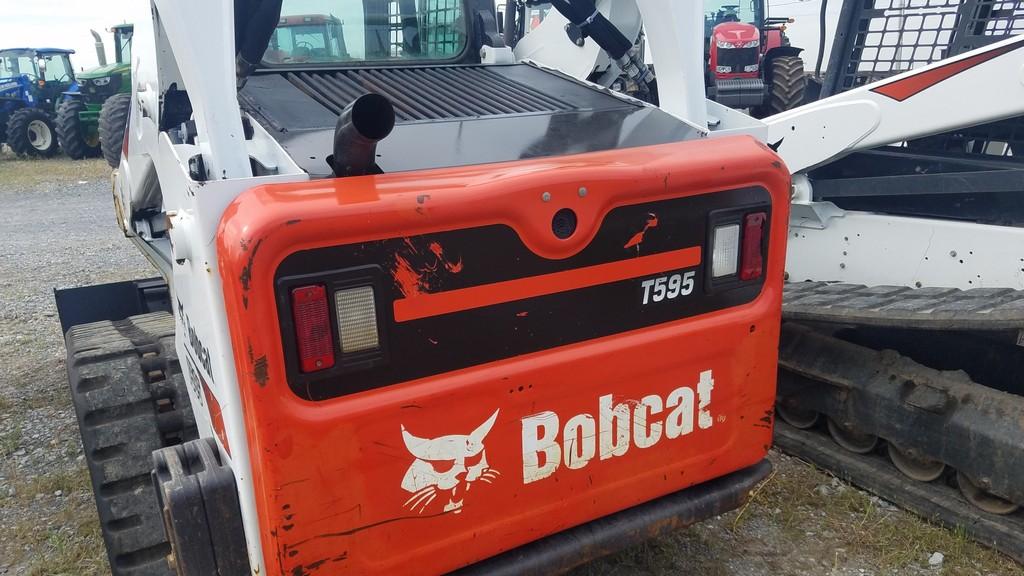 2017 Bobcat T595 Track Skid Steer
