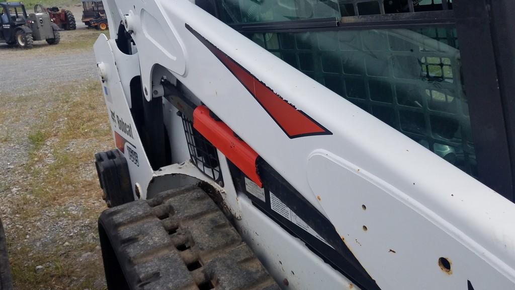 2017 Bobcat T595 Track Skid Steer