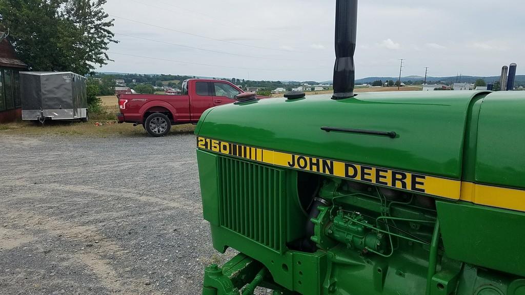 John Deere 2150 Tractor