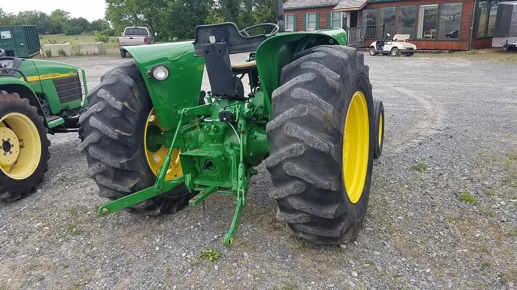 John Deere 2150 Tractor