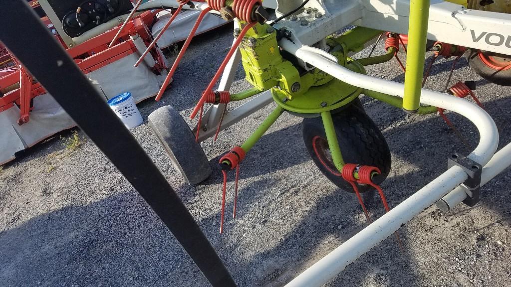 Claas Volto900T Tedder