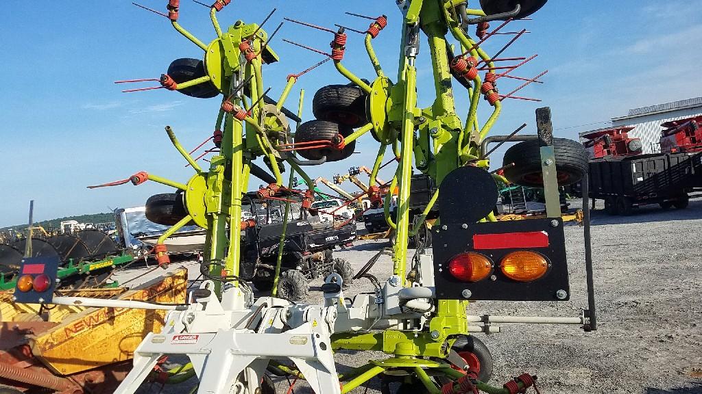 Claas Volto900T Tedder