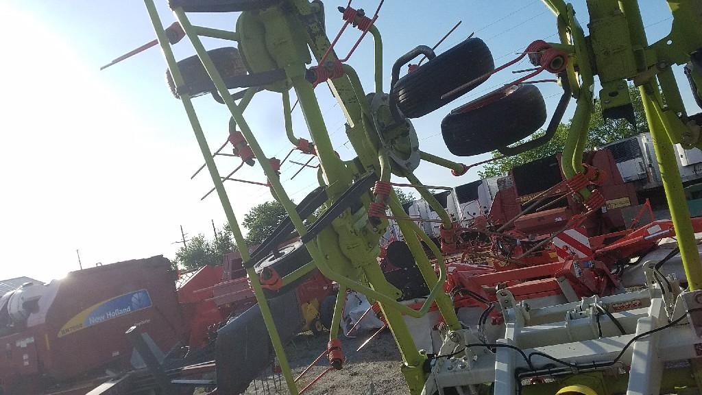 Claas Volto900T Tedder