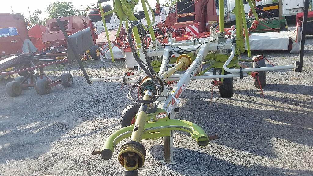 Claas Volto900T Tedder