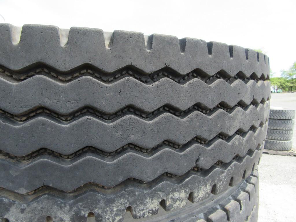 Bridgestone M850