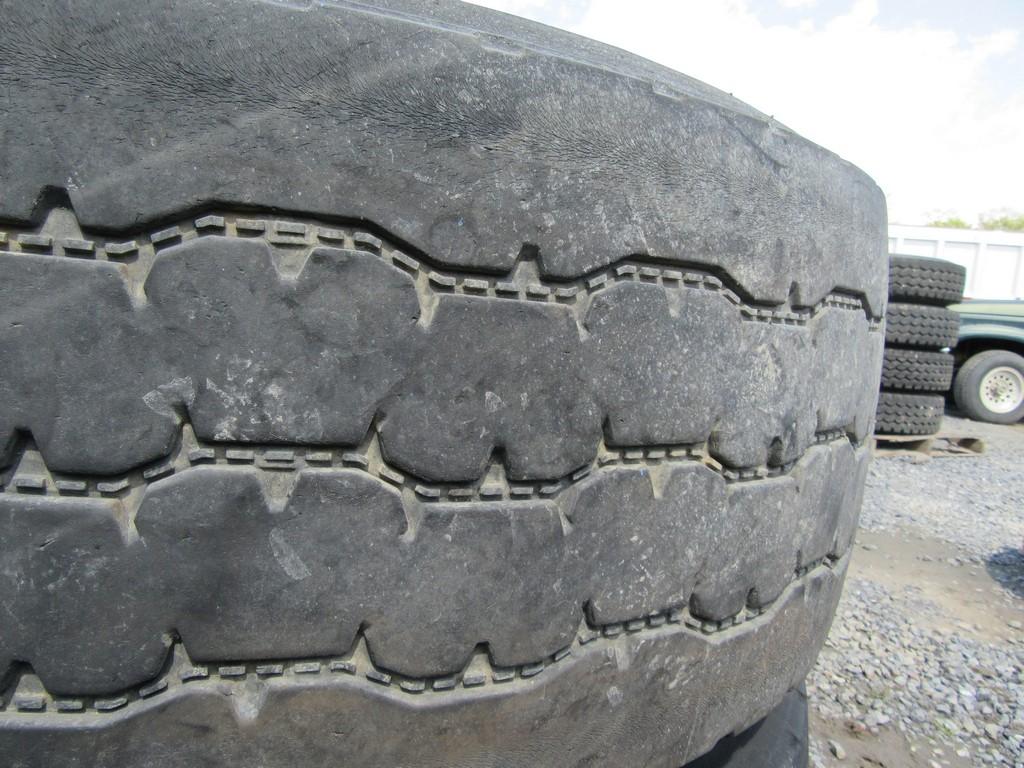 Super Single Tires