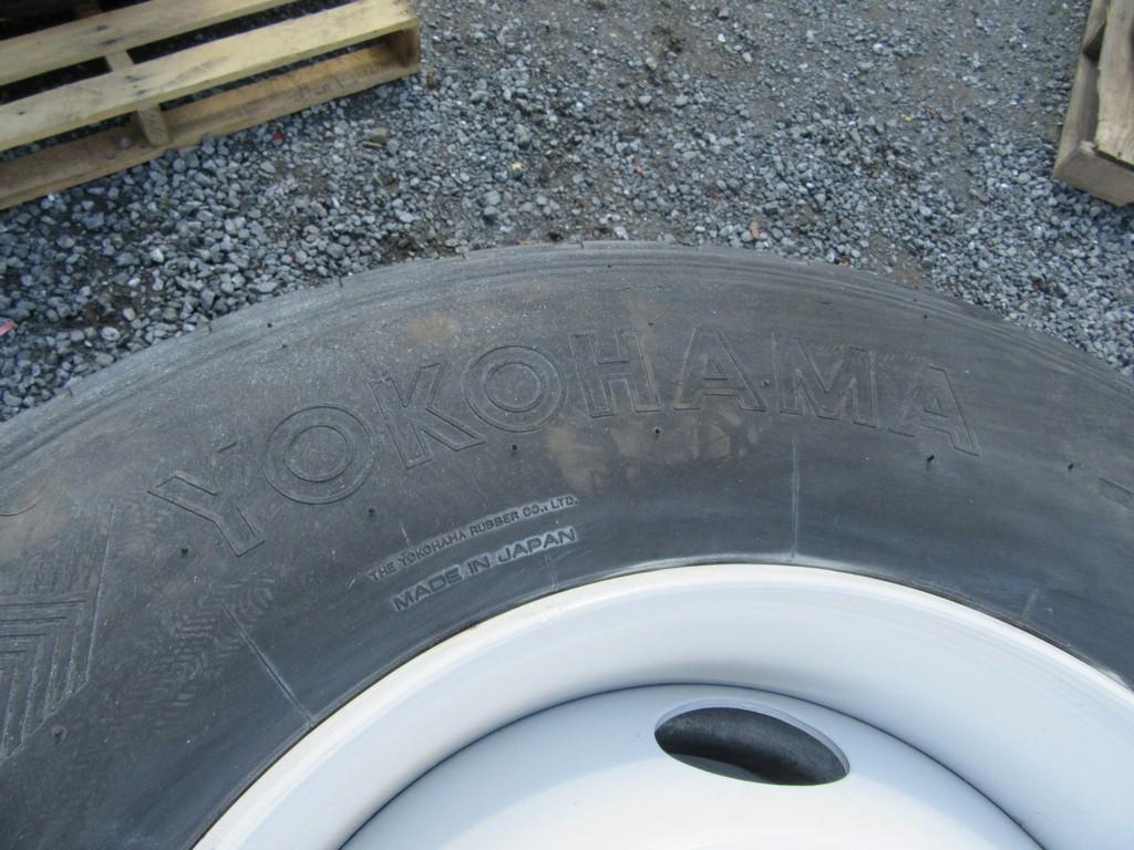 Super Single Tires