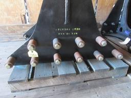 Mack Camelback trunnion