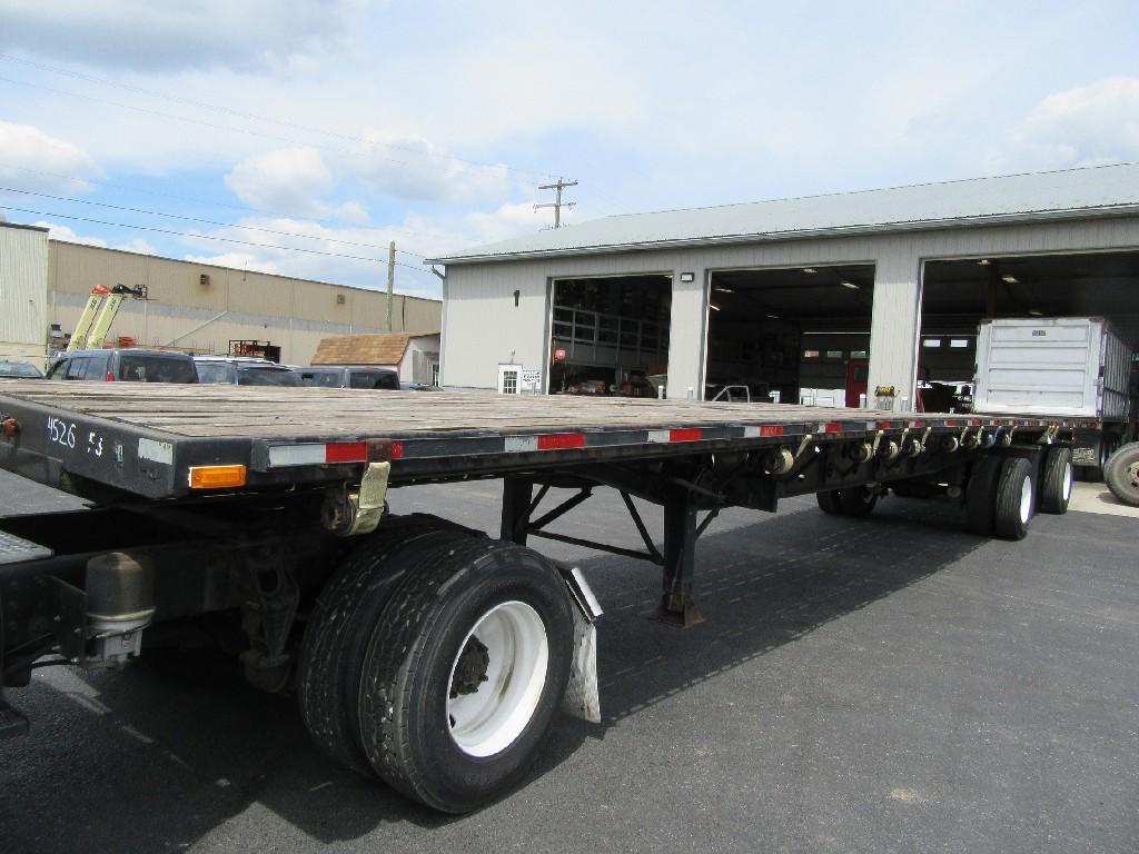 2001 Transcraft  Flat trailer