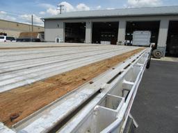 2004 Manac  Flat trailer