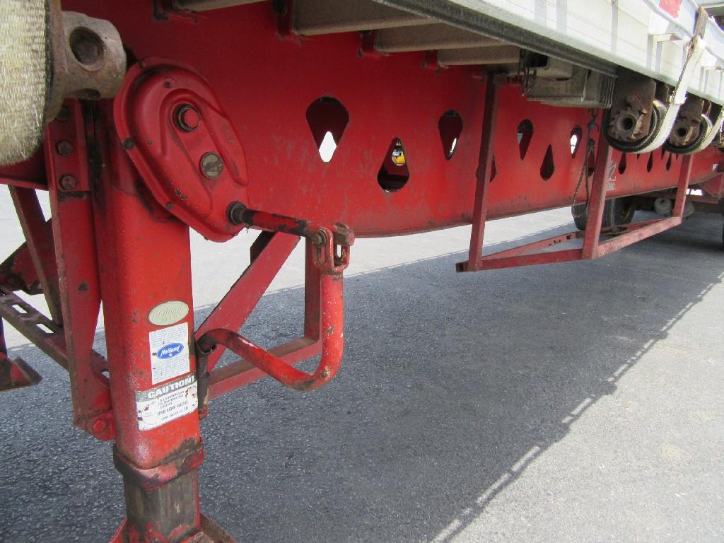 2004 Manac  Flat trailer