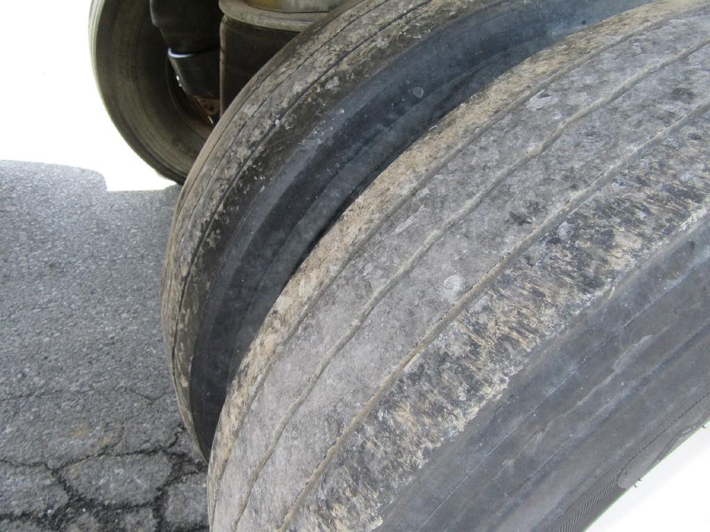 2000 East  dump trailer