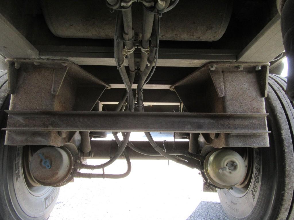 2000 East  dump trailer