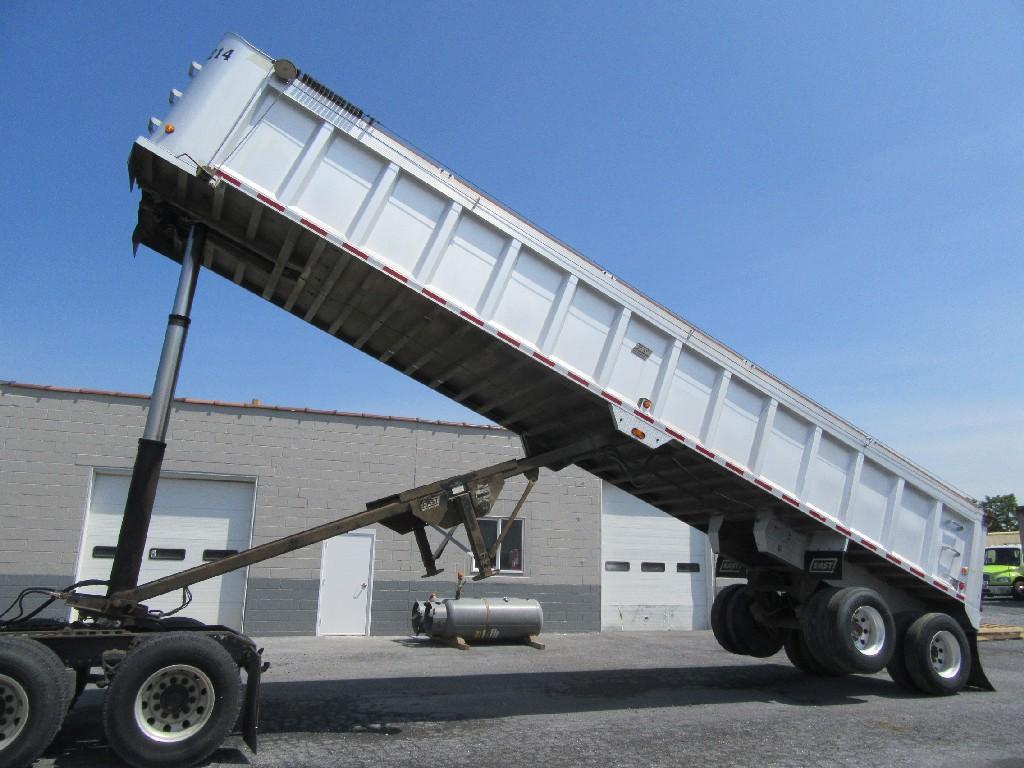 2000 East  dump trailer