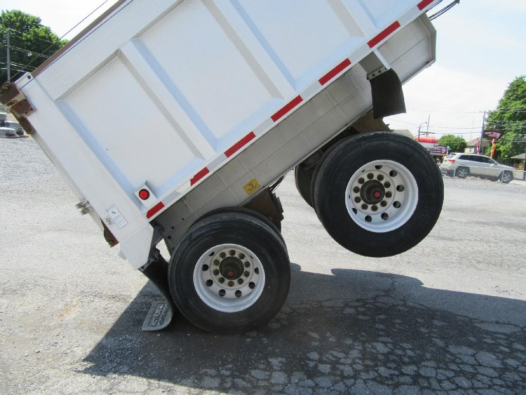 2000 East  dump trailer
