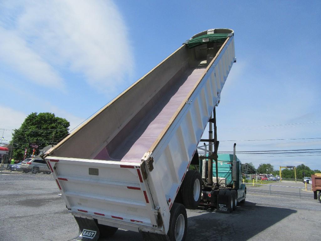 2000 East  dump trailer