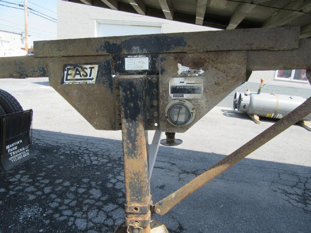 2000 East  dump trailer