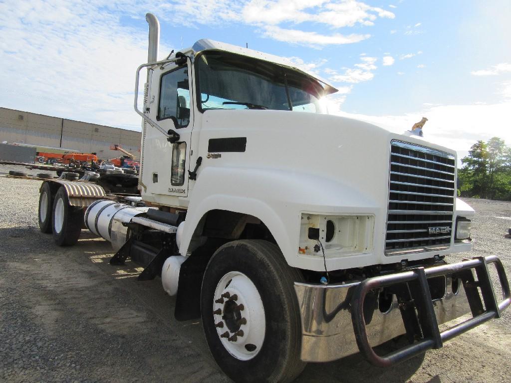 2015 Mack CHU613 Parts truck