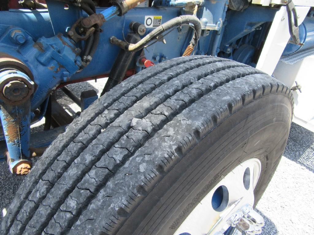 2006 Peterbilt 378 Sleeper tractor