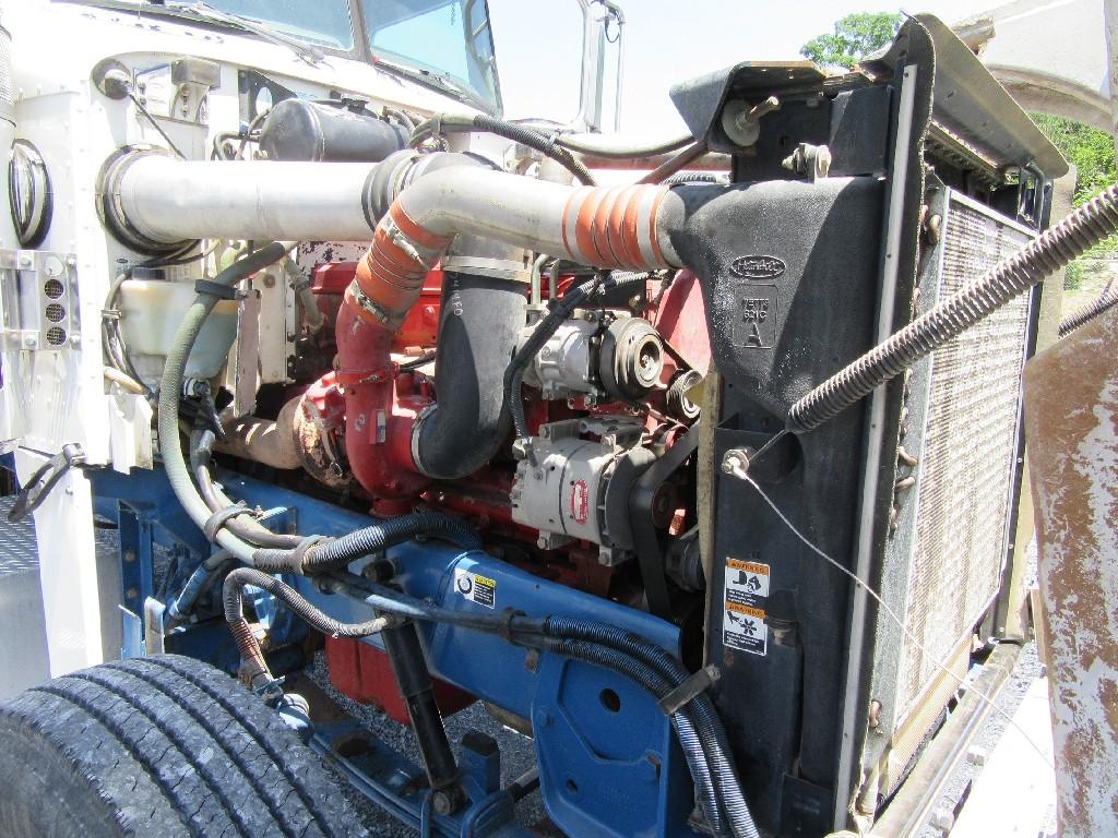 2006 Peterbilt 378 Sleeper tractor