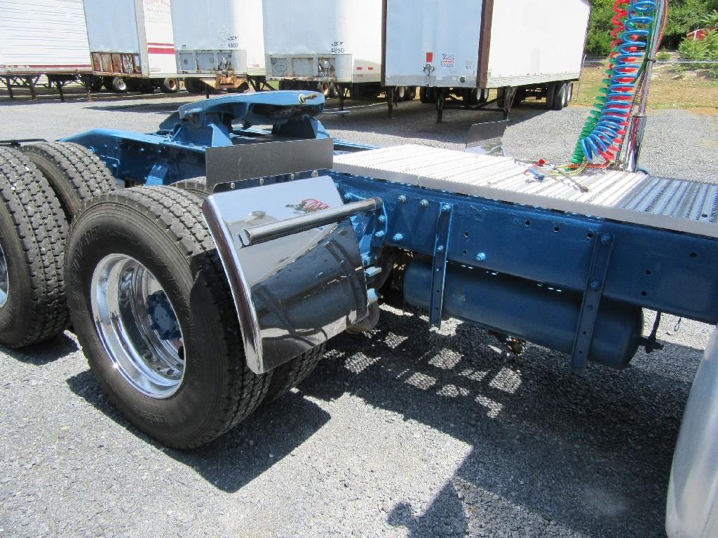 2006 Peterbilt 378 Sleeper tractor