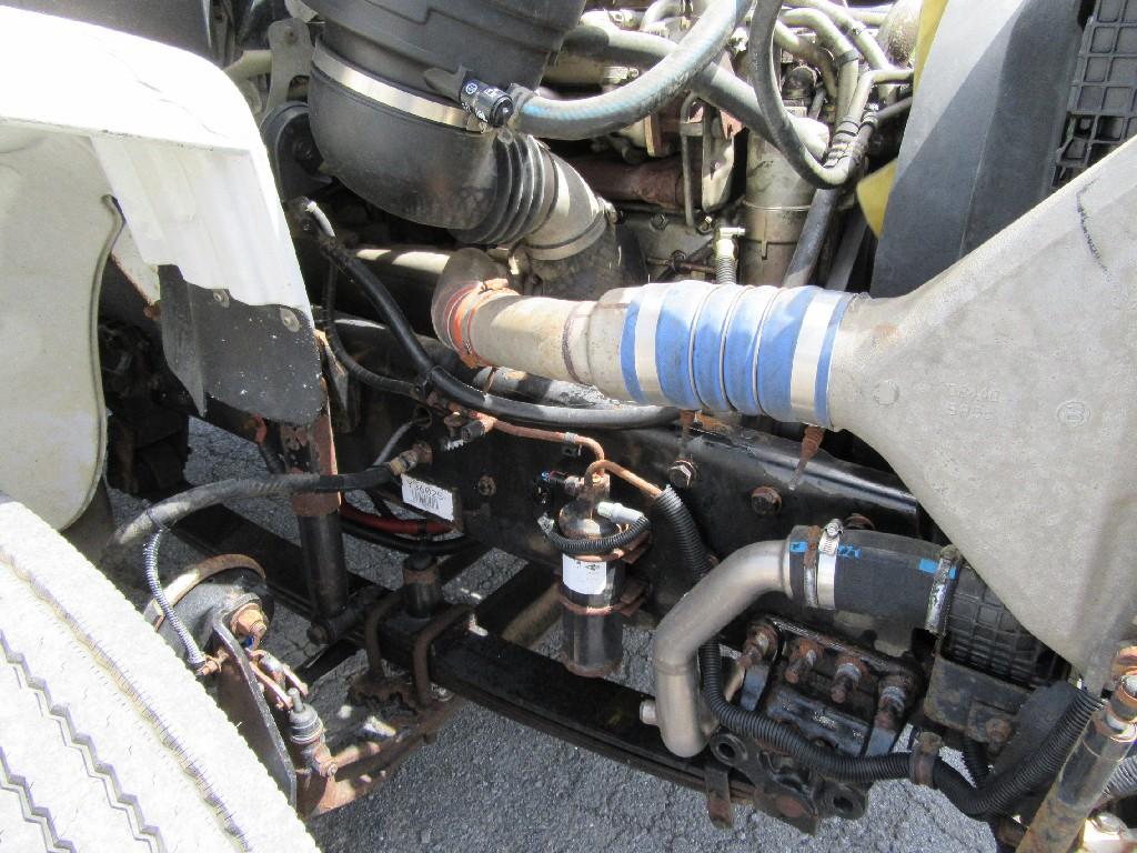 2007 Freightliner M2-106 silage/grain dump