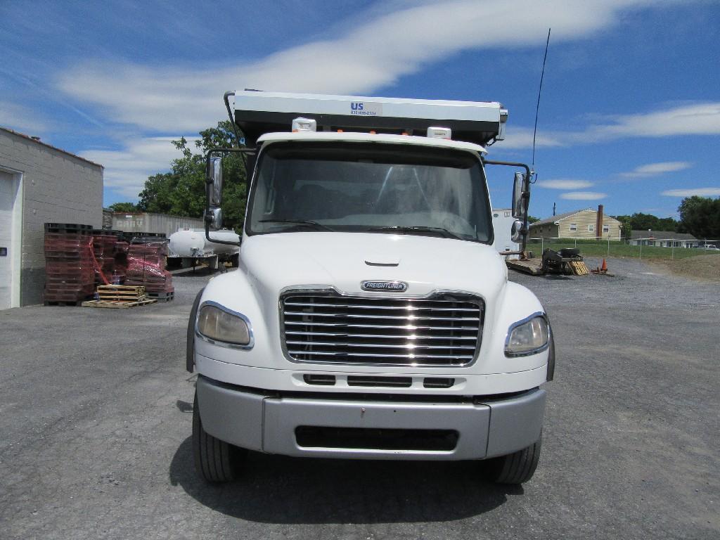 2007 Freightliner M2-106 silage/grain dump
