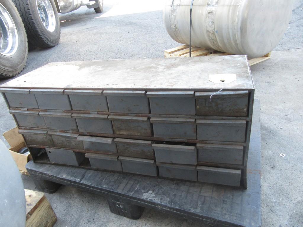 bolt bin