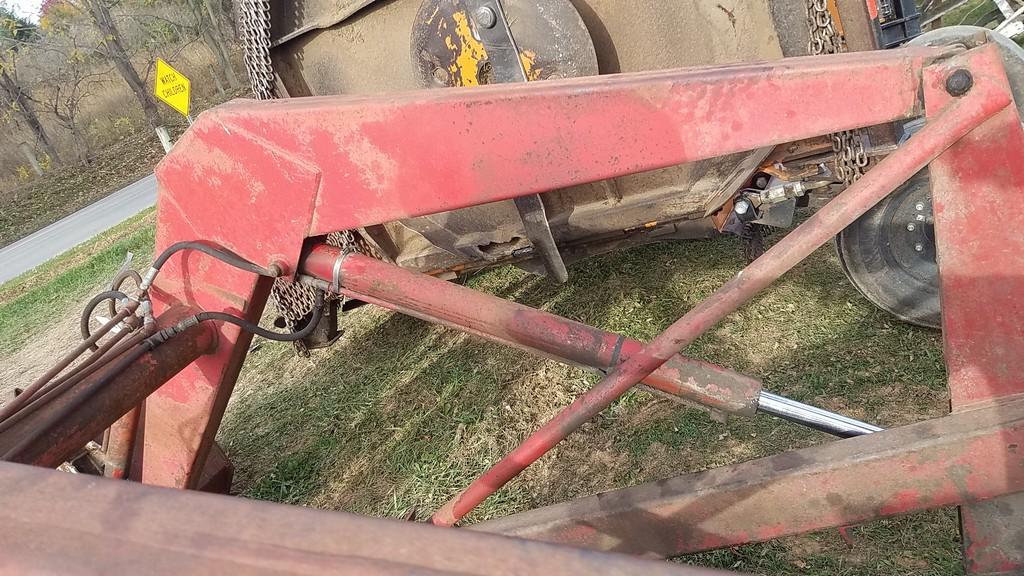 International  Loader