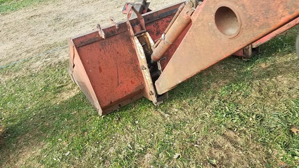 International  Loader
