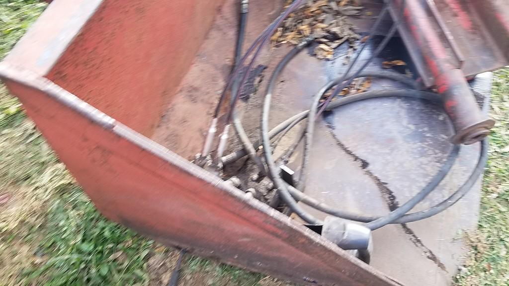 International  Loader