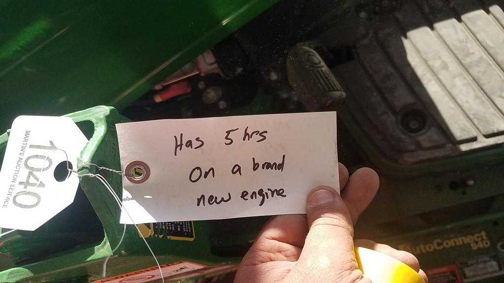 John Deere 1025R Compact Loader Tractor