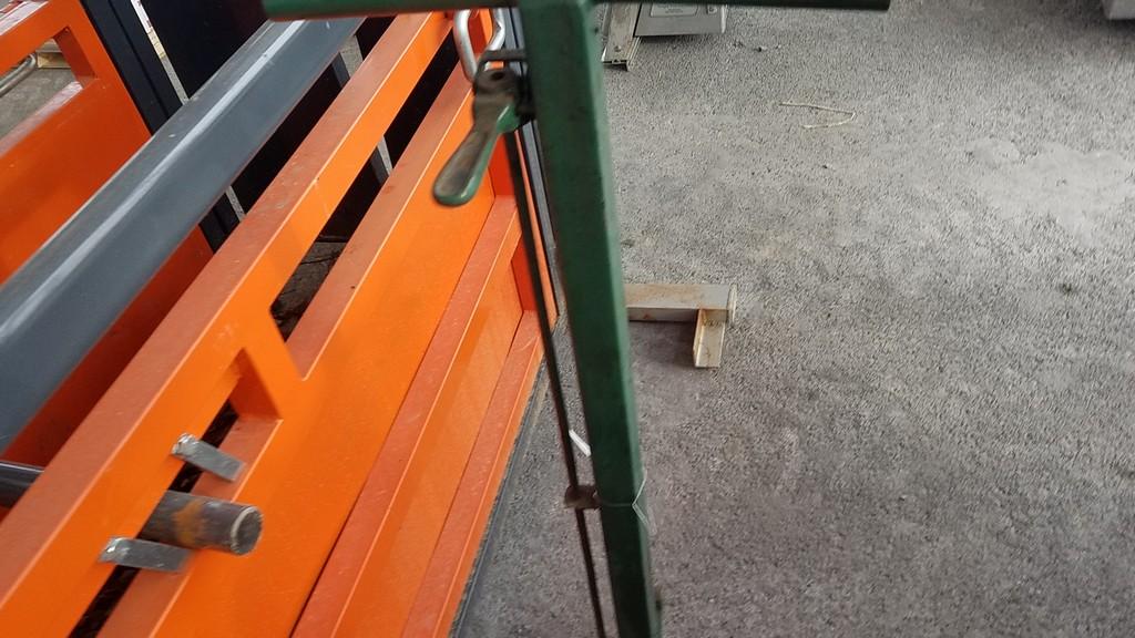 Weaver  Floor Jack