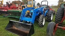 New Holland TN70DA Loader Tractor