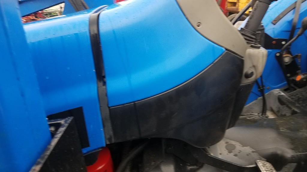 New Holland TN70DA Loader Tractor